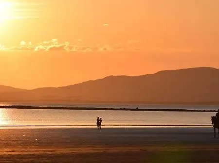 Hollies Hideaway * Donegal Town